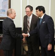 Russlands Präsident trifft die Botschafter Israels und Indiens